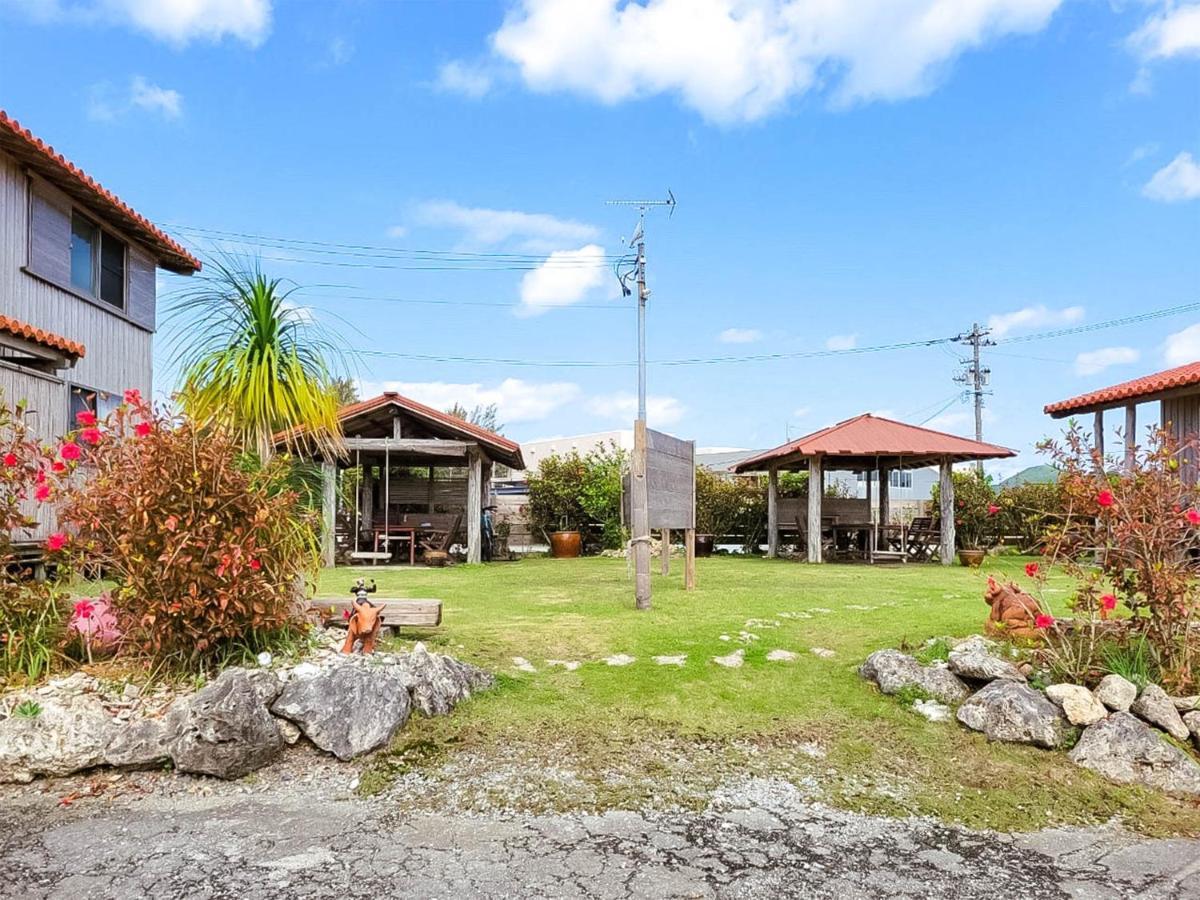 Pension Snadun Ginoza Экстерьер фото